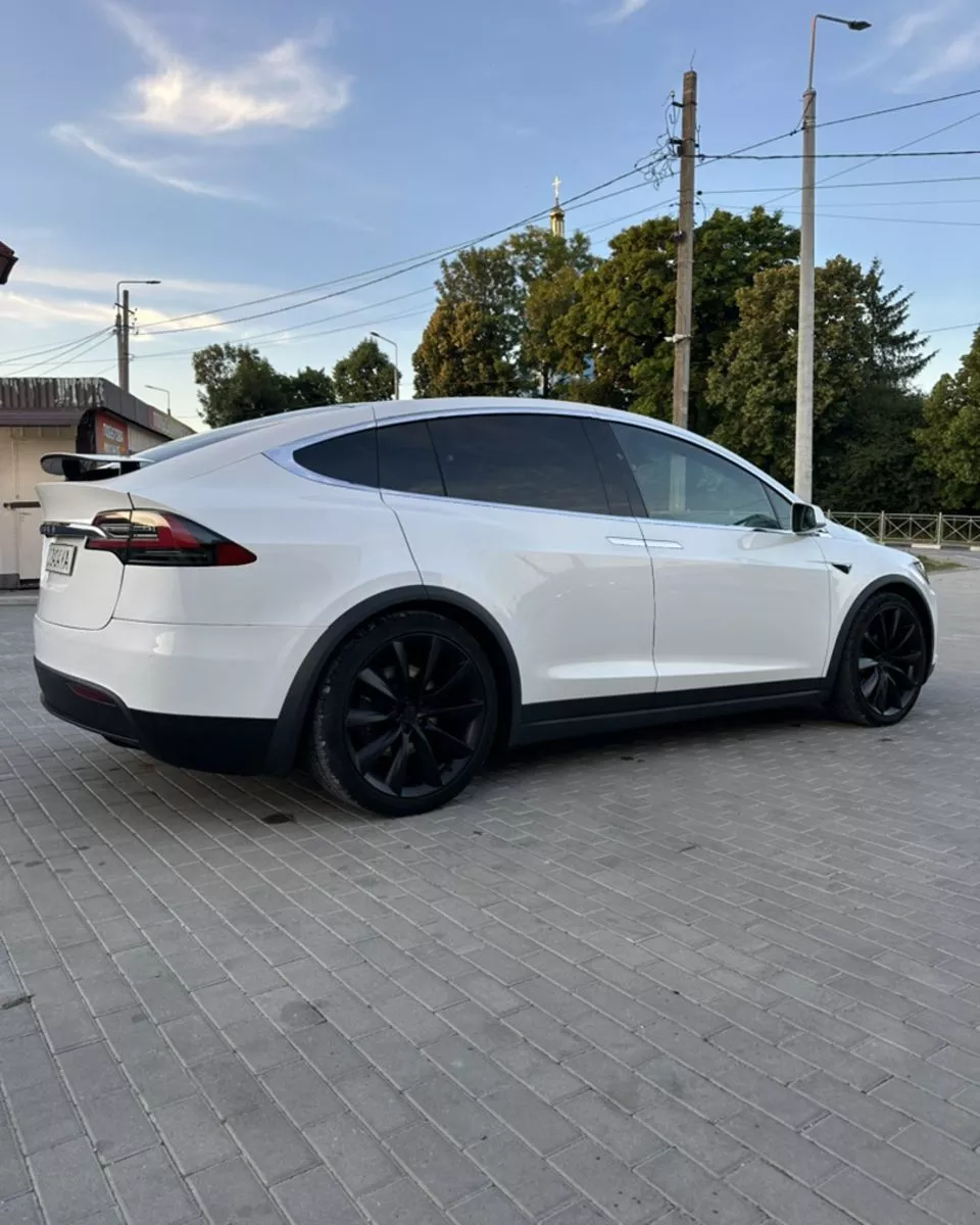 Tesla Model X  100 kWh 2020191