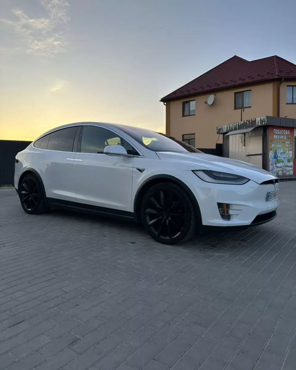 Tesla Model X  100 kWh 2020221