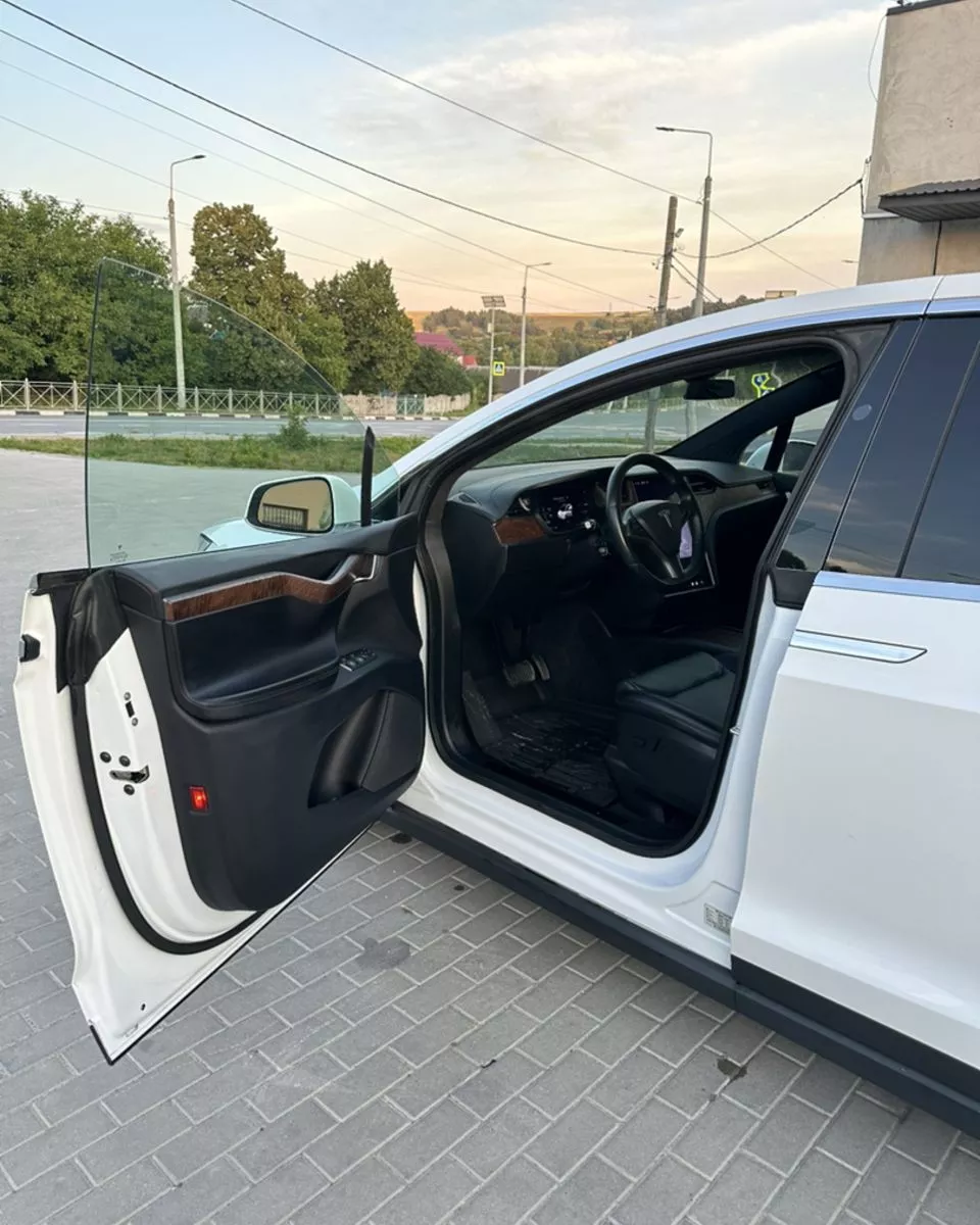 Tesla Model X  100 kWh 2020321