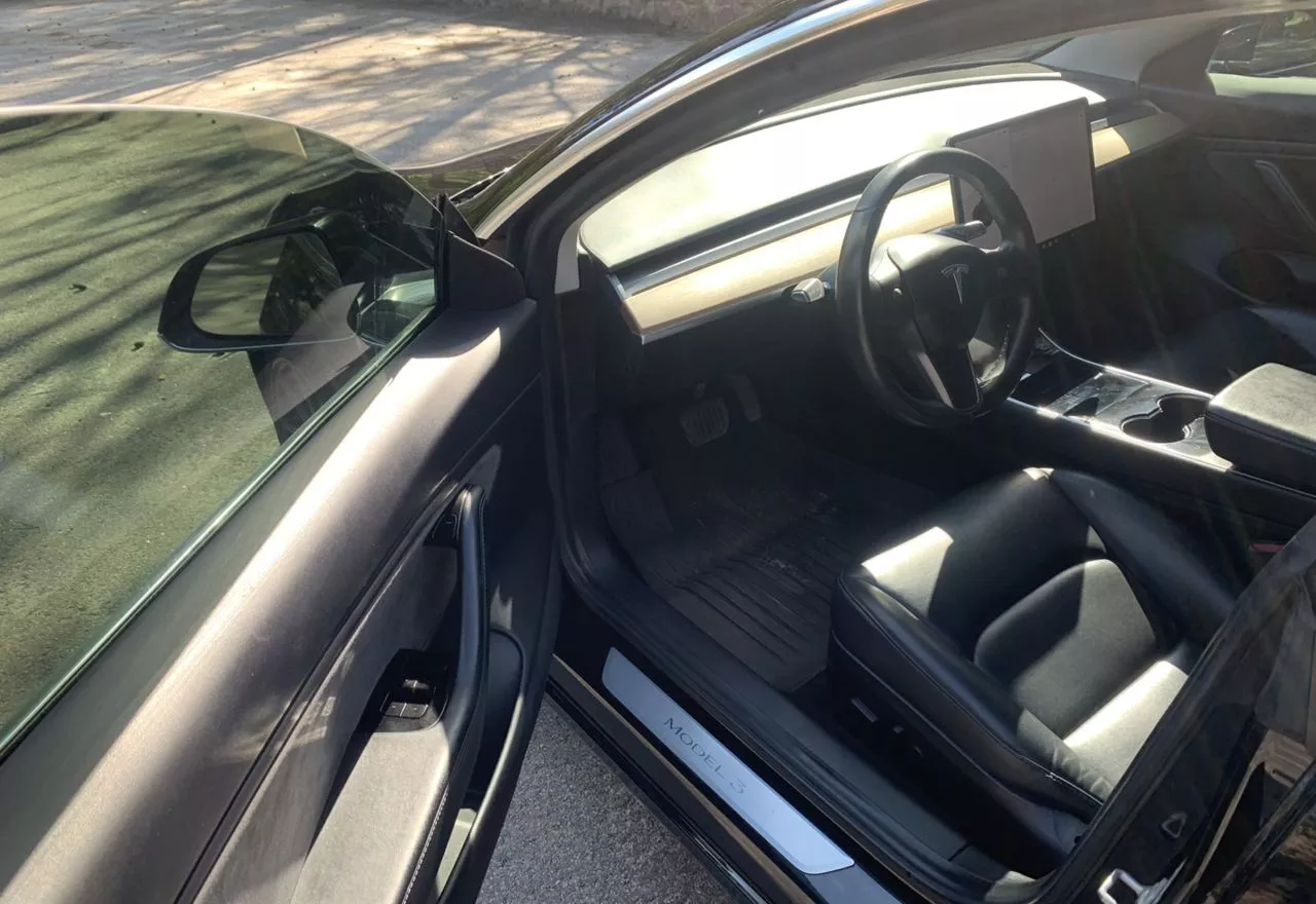 Tesla Model 3  58 kWh 2019101