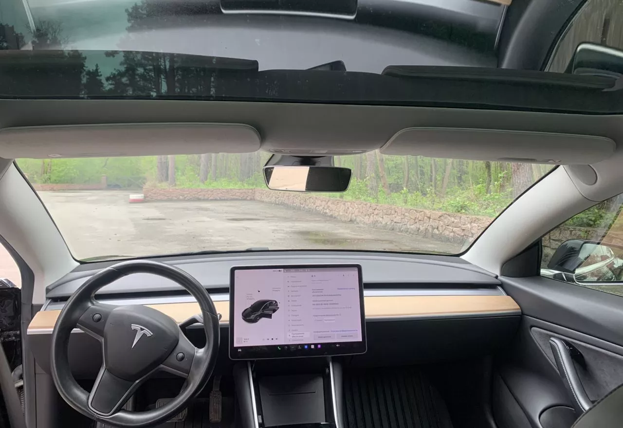 Tesla Model 3  58 kWh 2019201