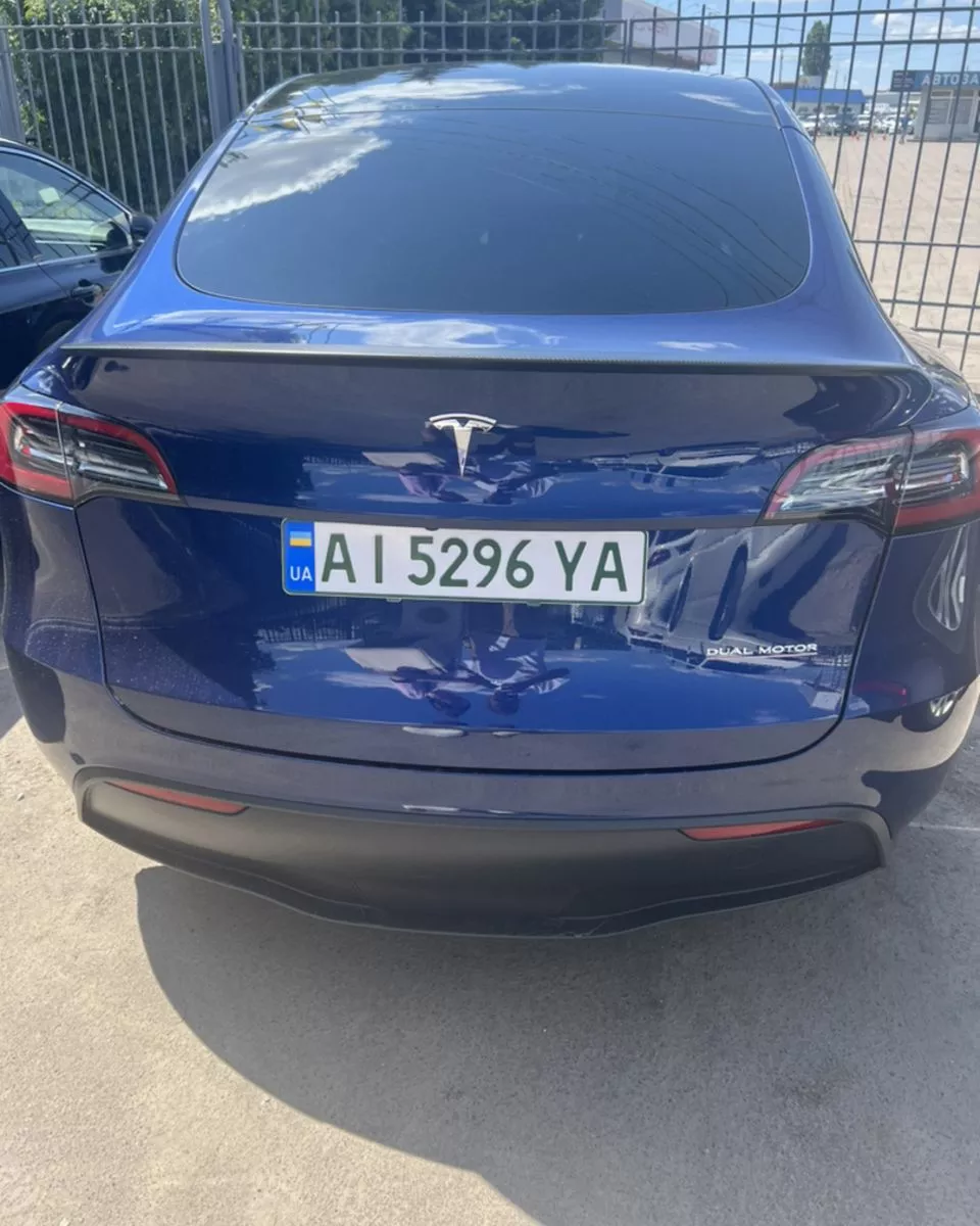 Tesla Model Y  82 kWh 2023181