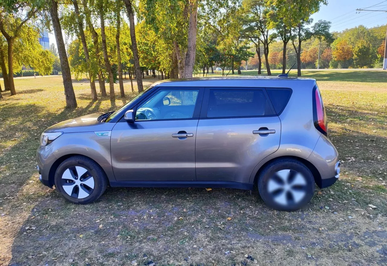 Kia Soul  33 kWh 201841