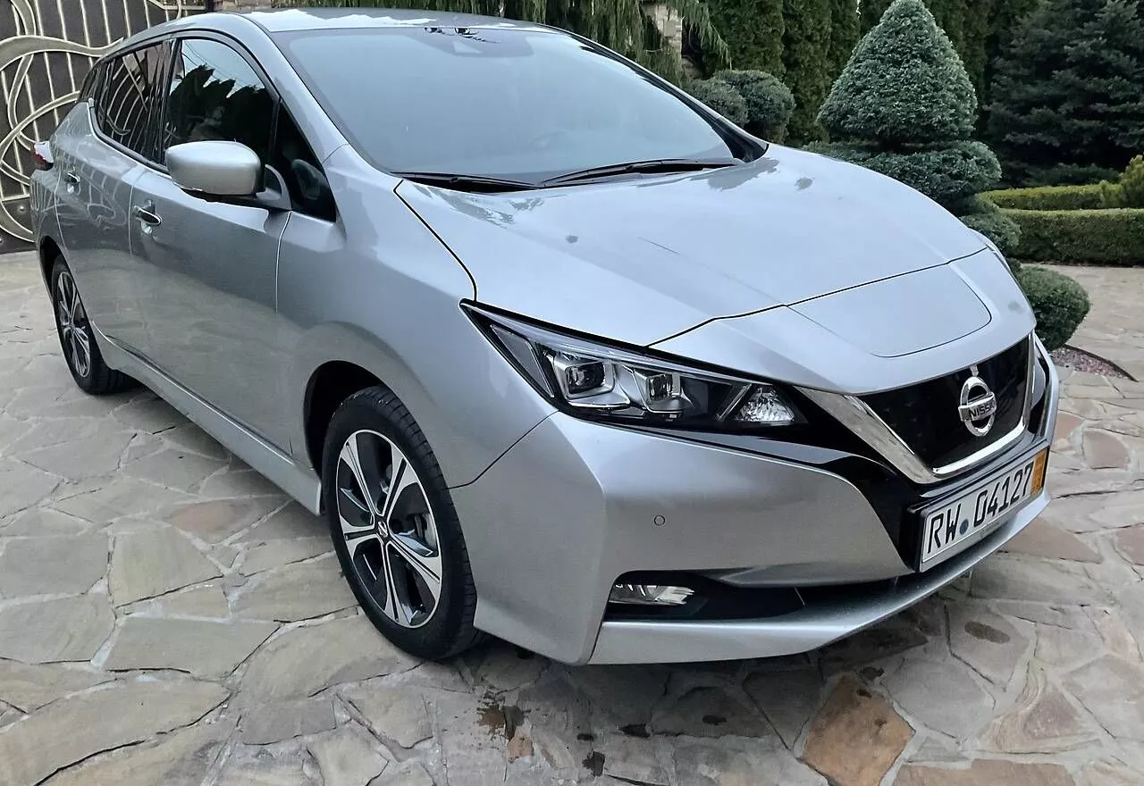 Nissan Leaf  62 kWh 2020251