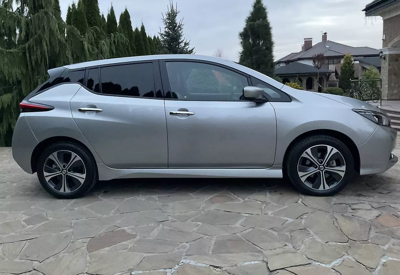 Nissan Leaf  62 kWh 2020261