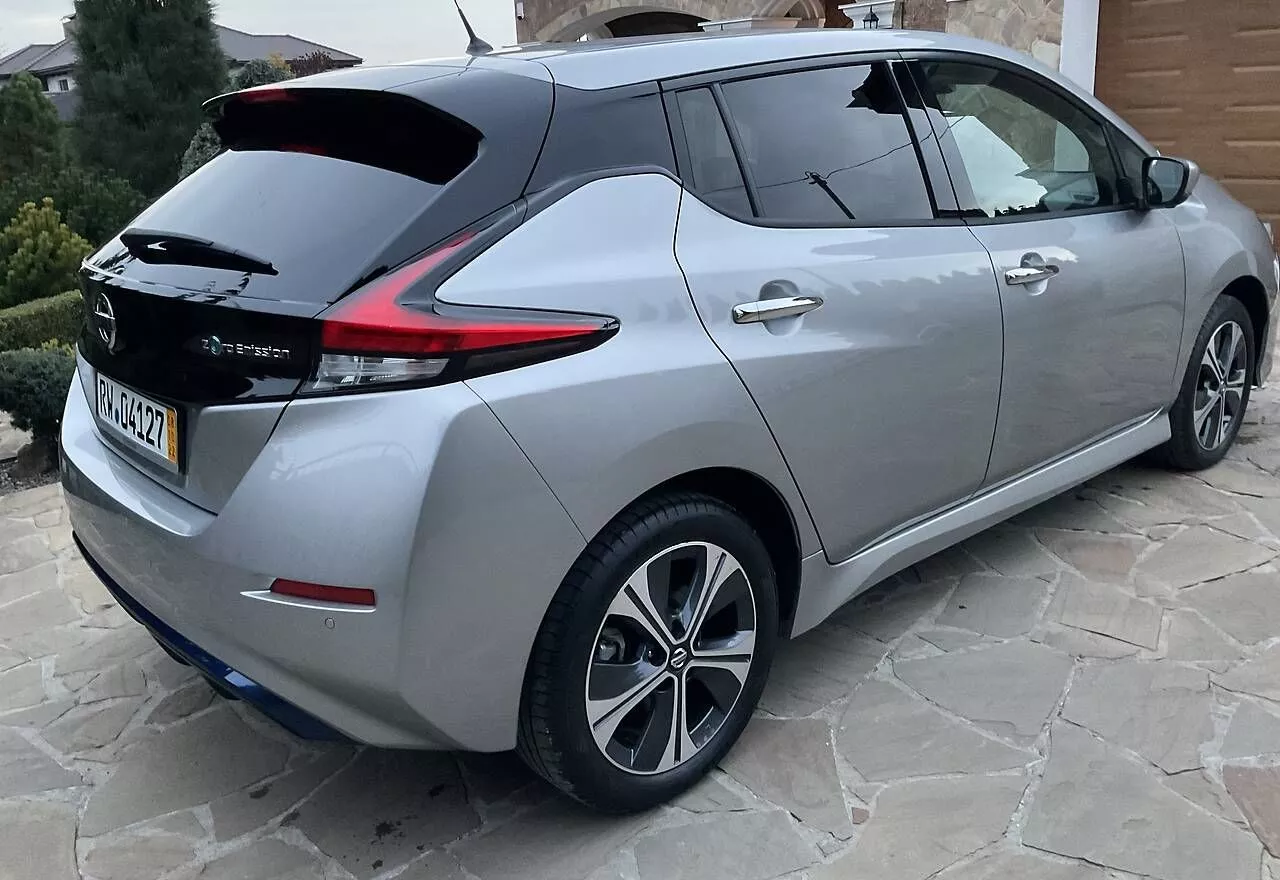 Nissan Leaf  62 kWh 2020271