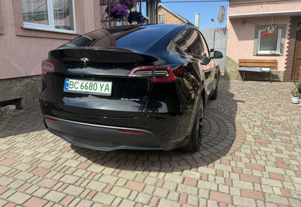 Tesla Model Y  82 kWh 202131