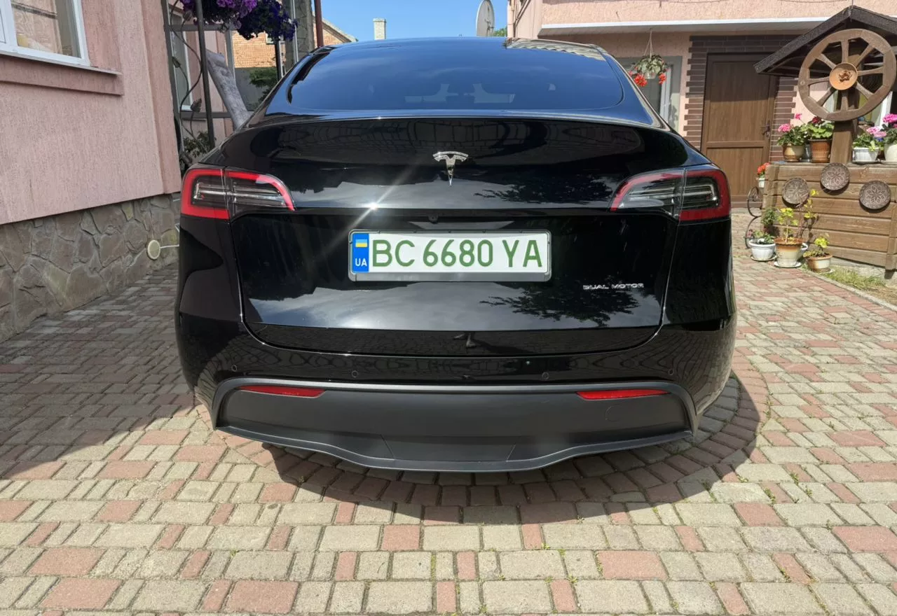 Tesla Model Y  82 kWh 202141