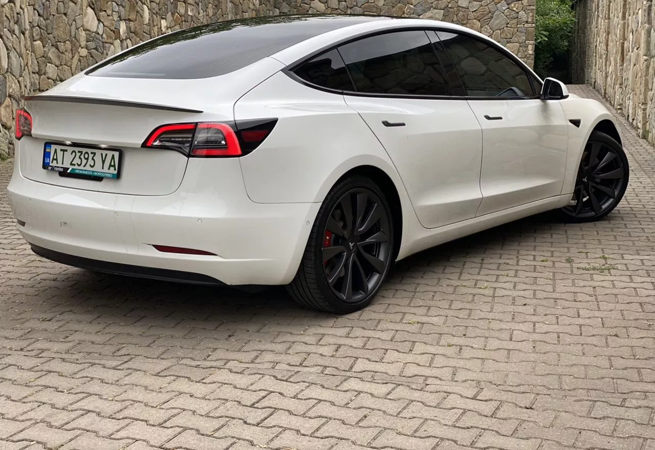 Tesla Model 3  202091