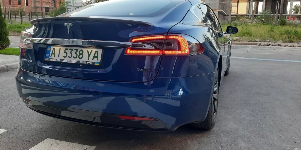 Tesla Model S  201651