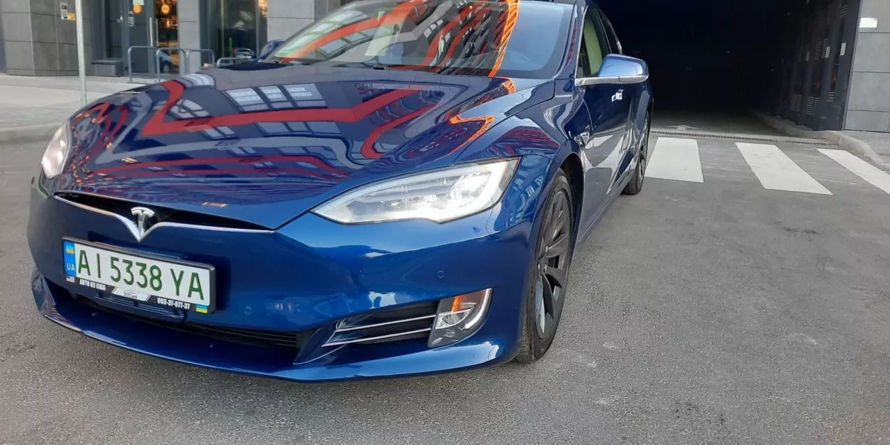 Tesla Model S  2016291