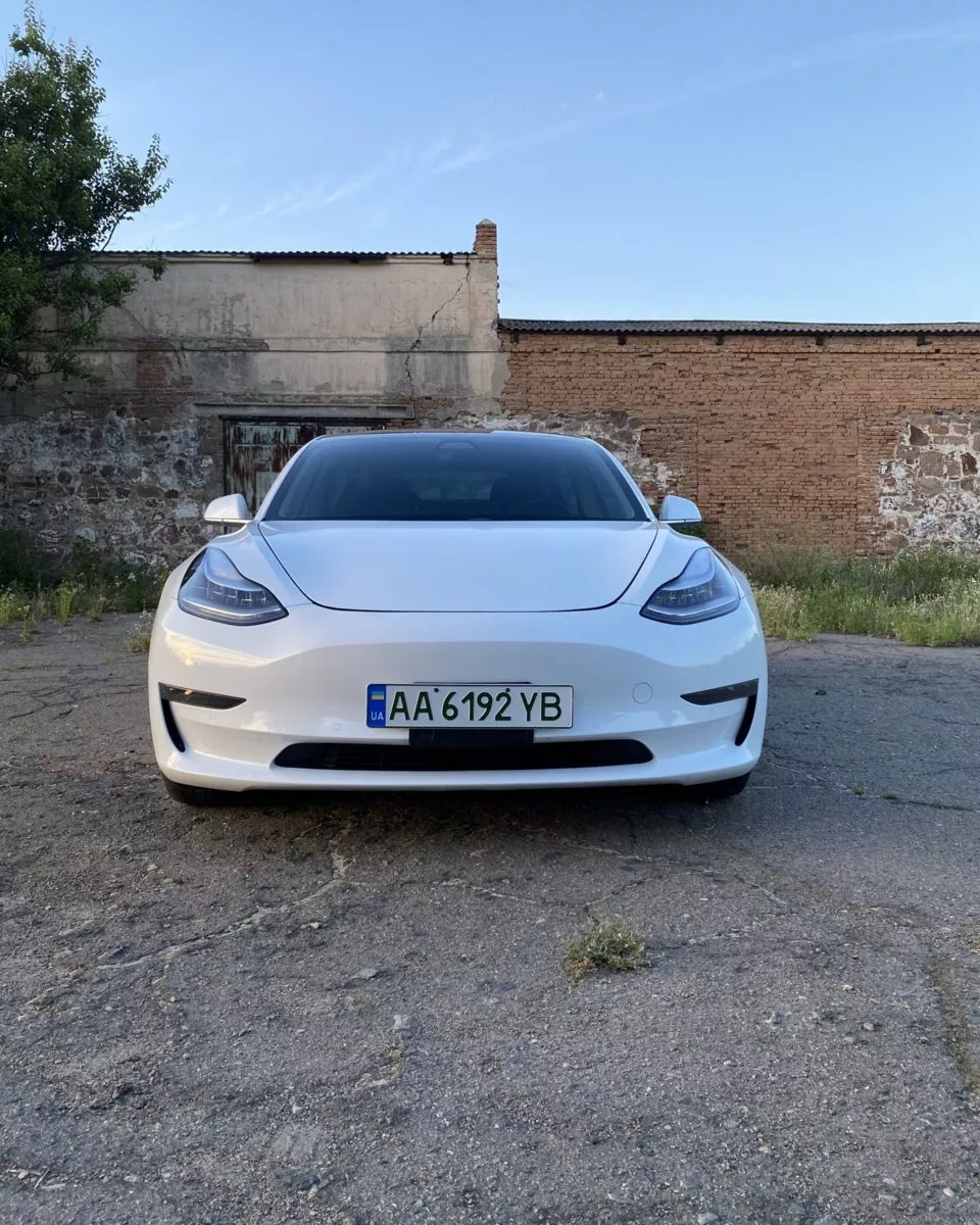 Tesla Model 3  60 kWh 201901