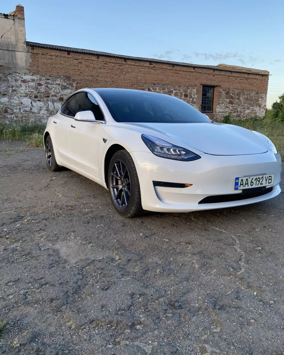 Tesla Model 3  60 kWh 201911