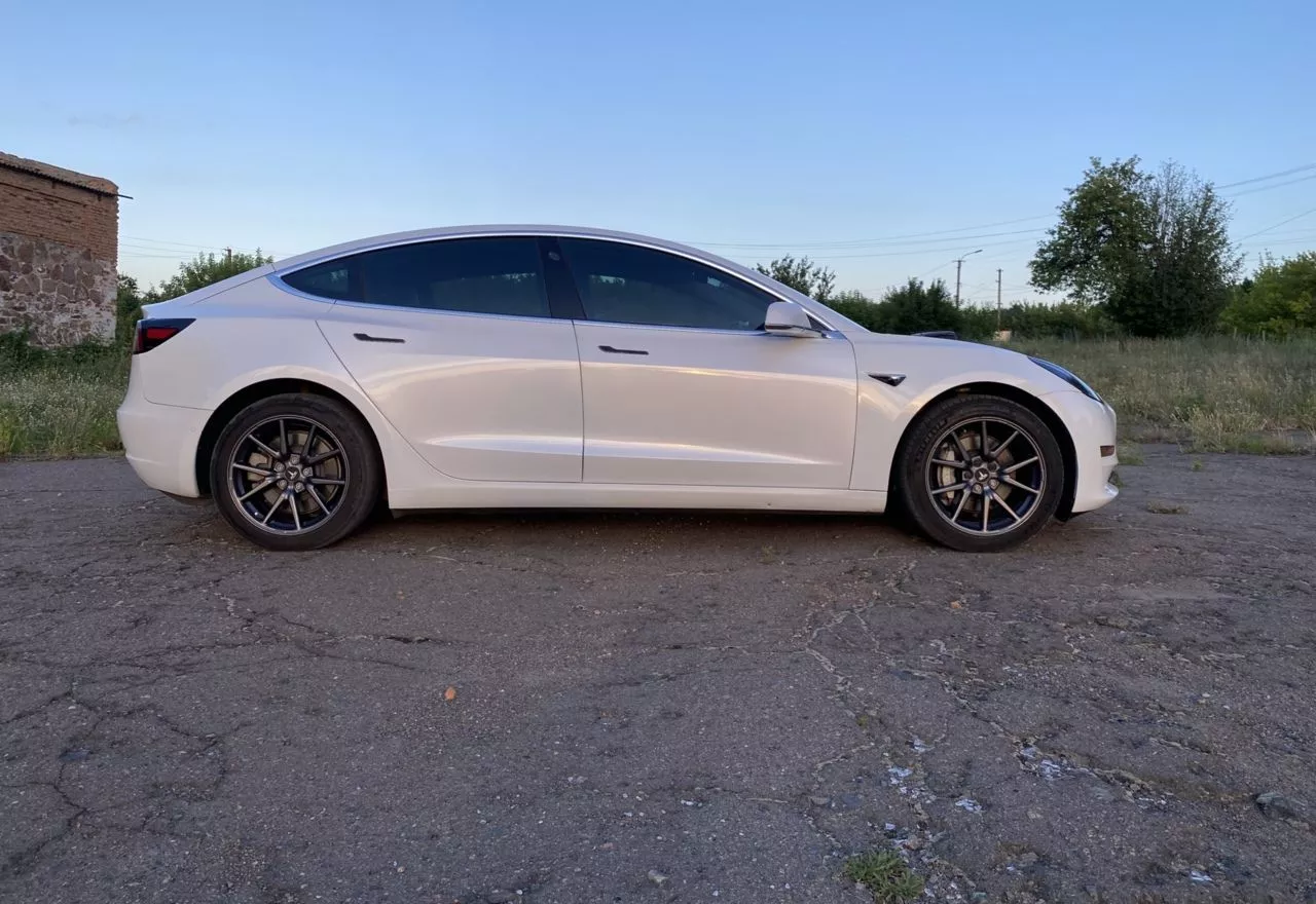 Tesla Model 3  60 kWh 201921