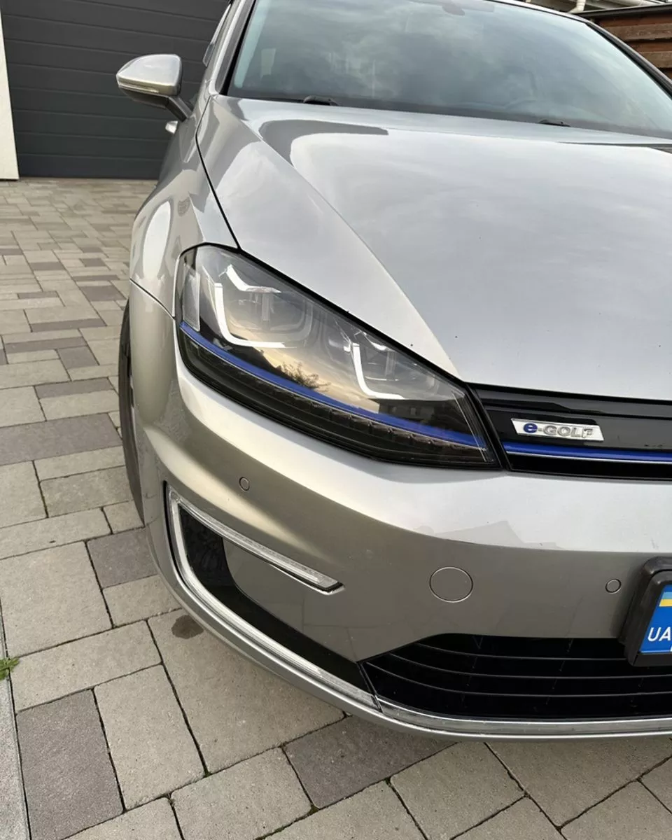 Volkswagen e-Golf  24 kWh 201471