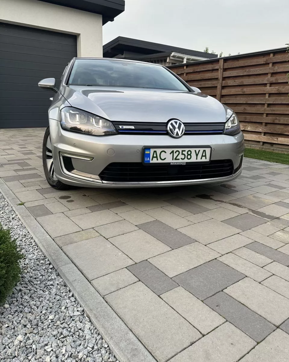 Volkswagen e-Golf  24 kWh 2014131