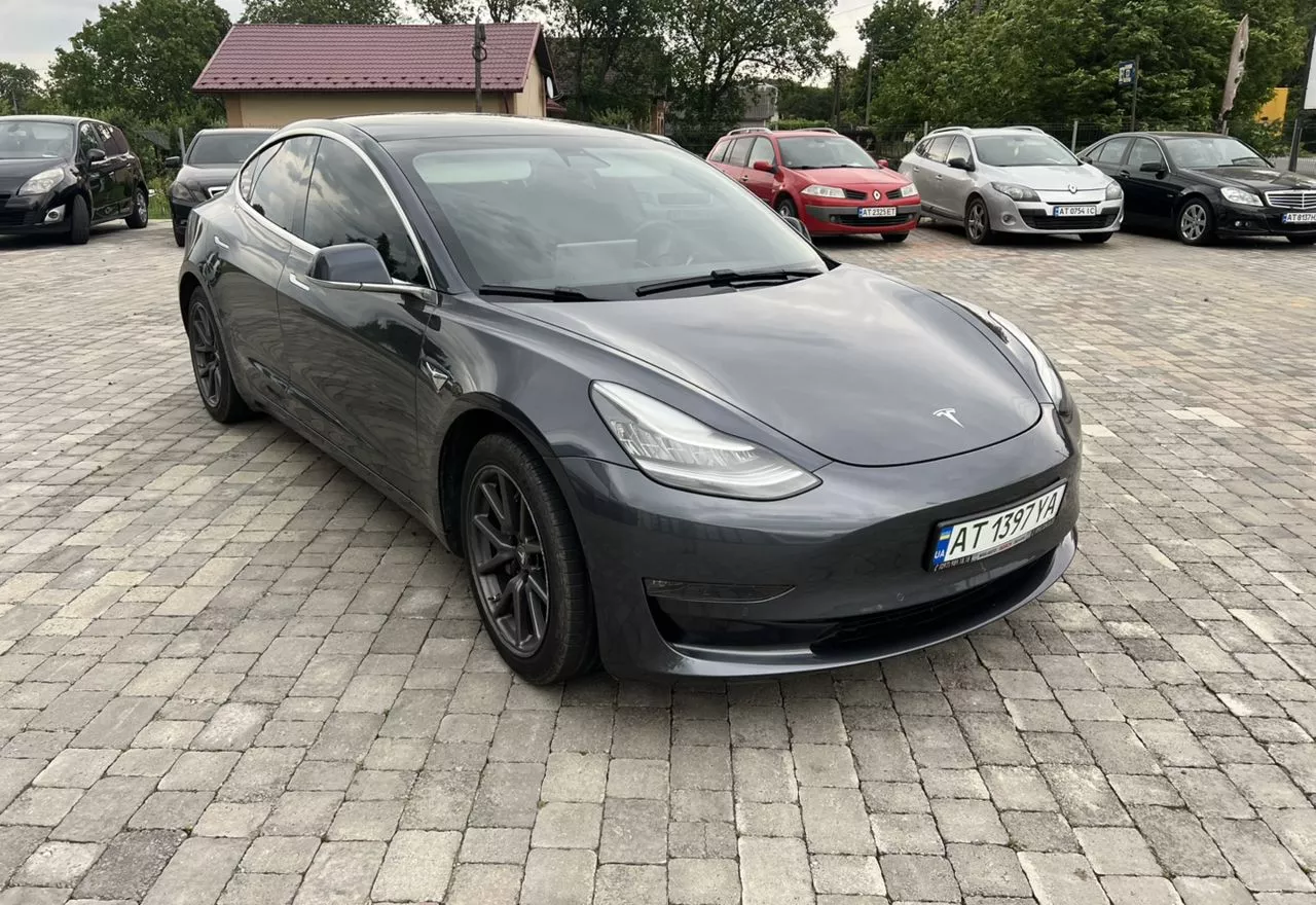 Tesla Model 3  75 kWh 201921