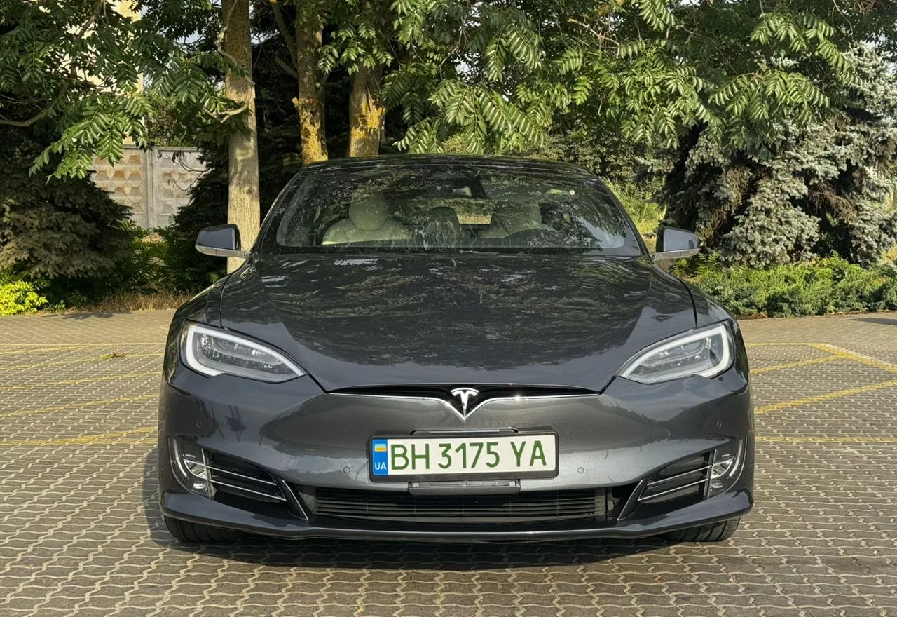 Tesla Model S  100 kWh 202021