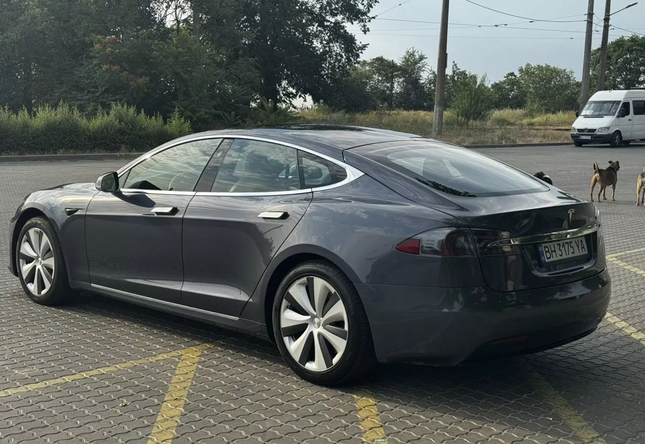 Tesla Model S  100 kWh 202051