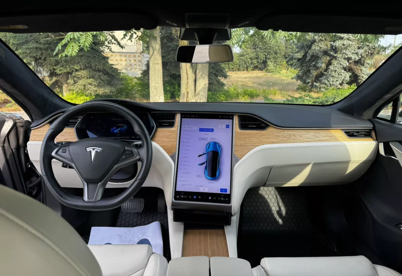 Tesla Model S  100 kWh 2020361