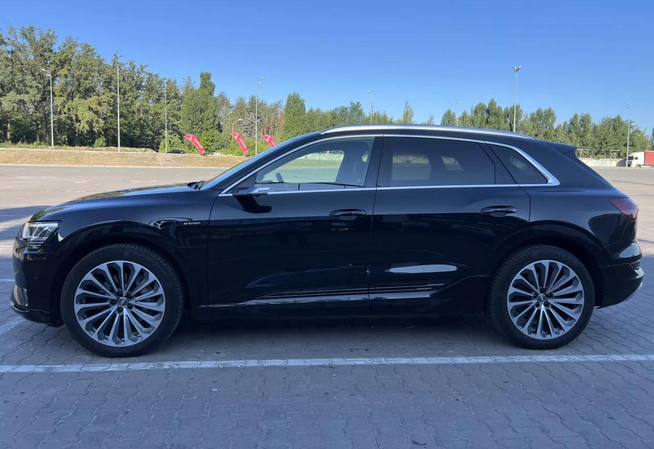 Audi E-tron  95 kWh 2020361