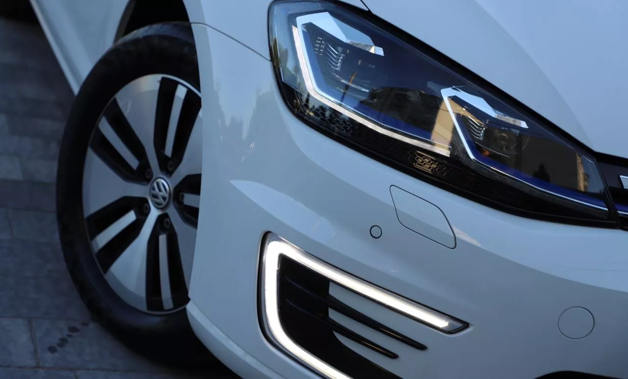 Volkswagen e-Golf  36 kWh 201911