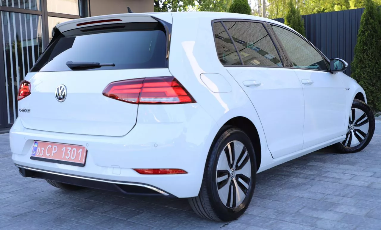 Volkswagen e-Golf  36 kWh 201981