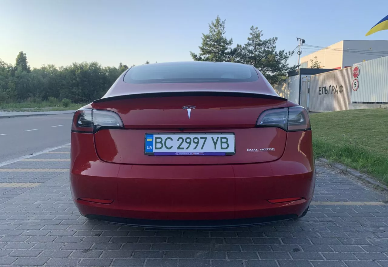 Tesla Model 3  80.5 kWh 202031