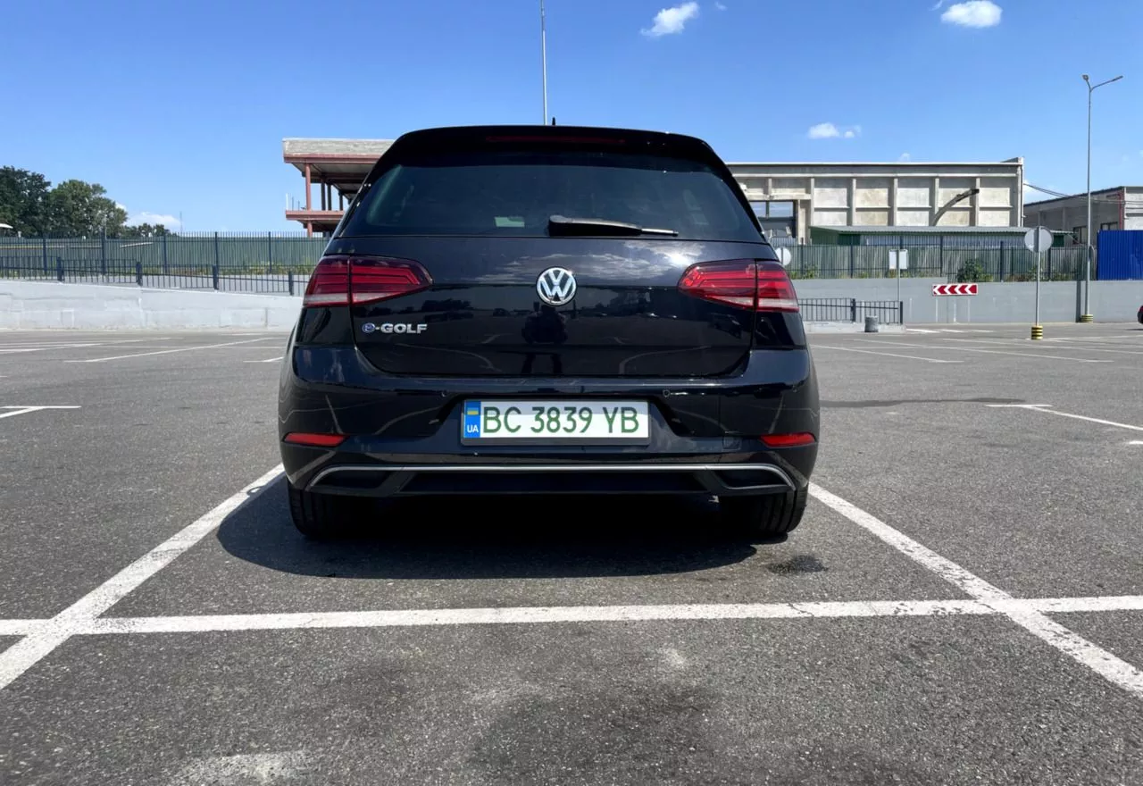 Volkswagen e-Golf  35.8 kWh 201951