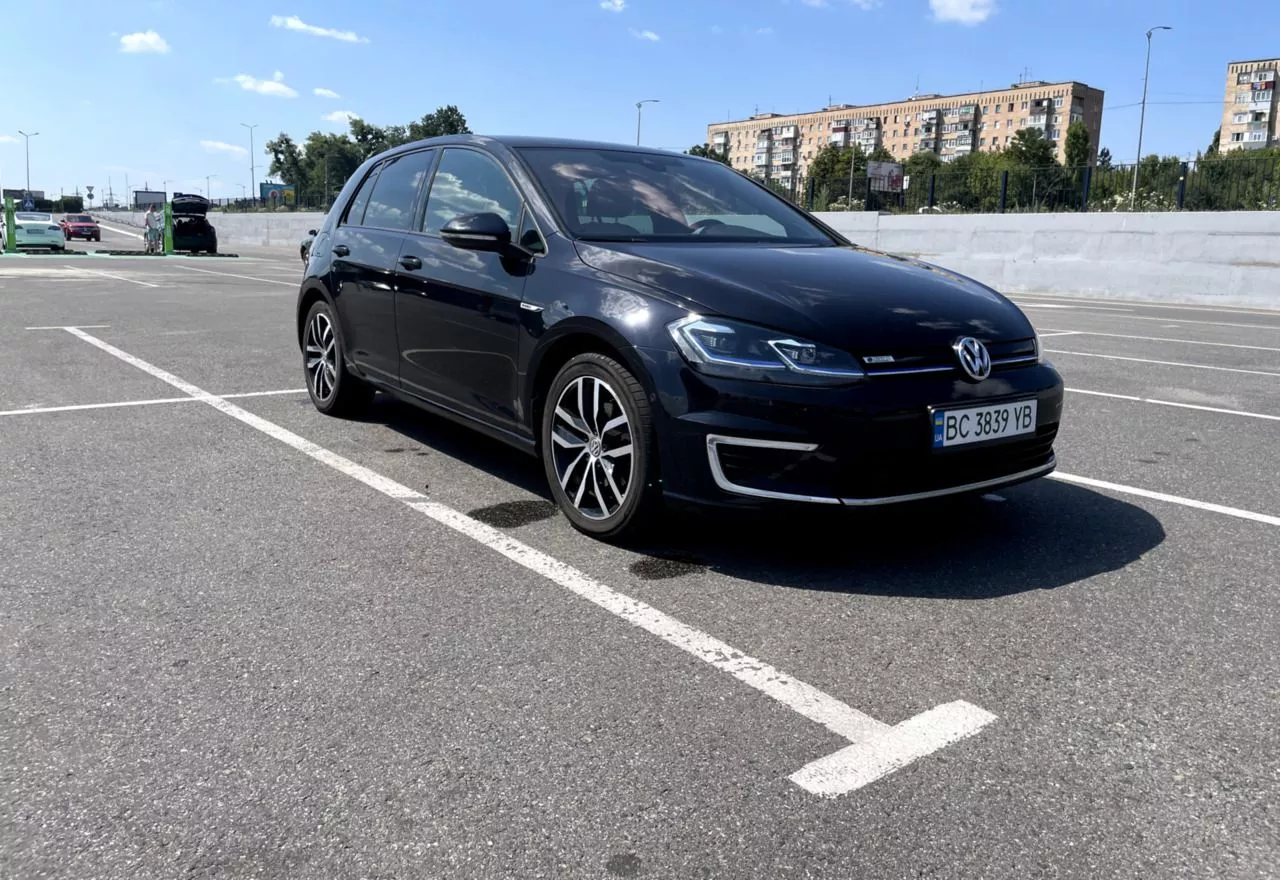 Volkswagen e-Golf  35.8 kWh 201981