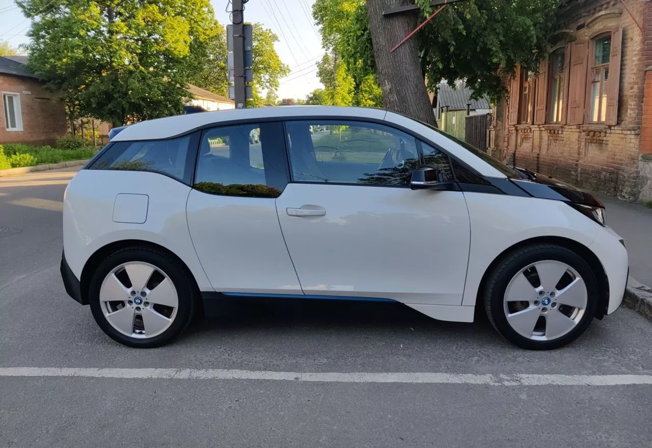 BMW i3  201741