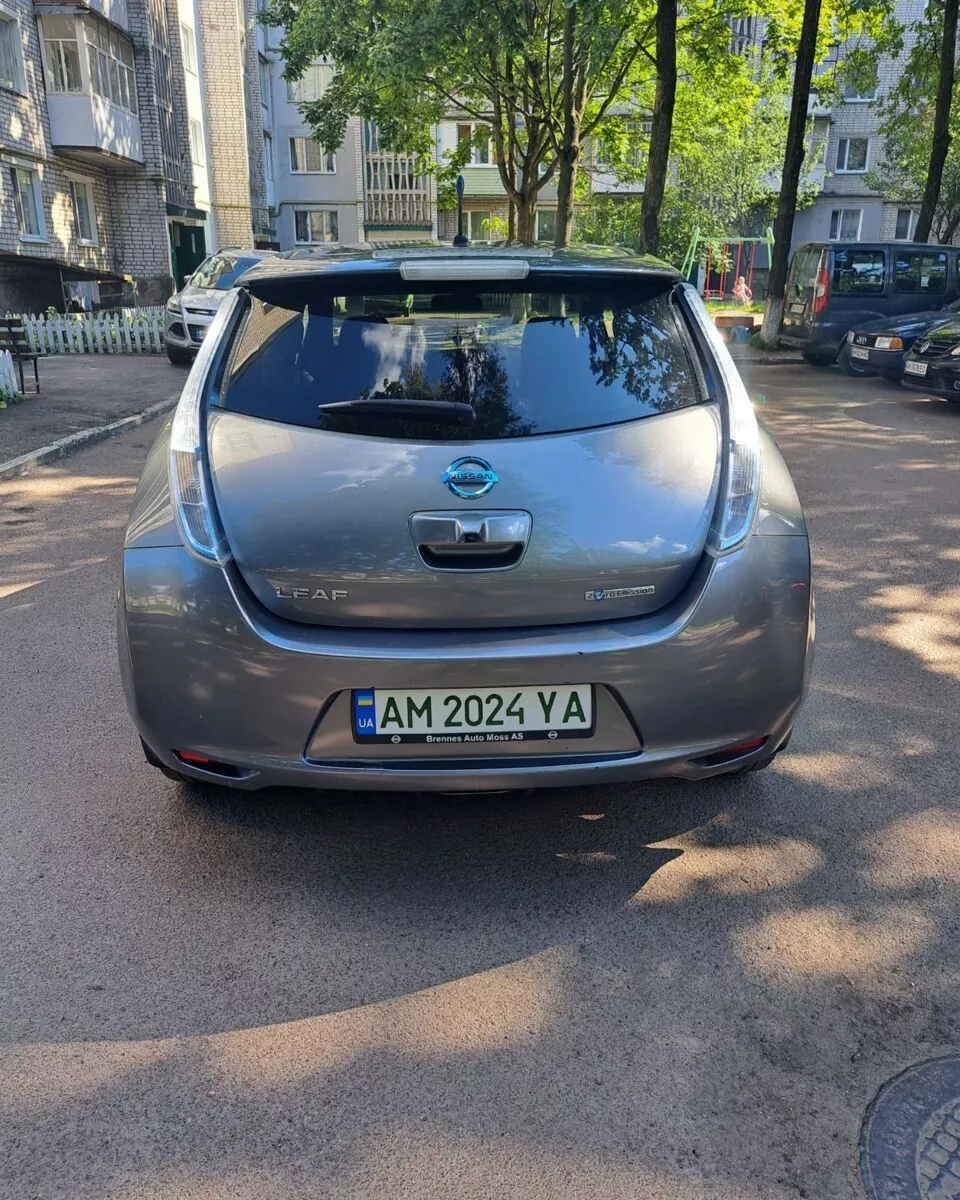 Nissan Leaf  24 kWh 201371