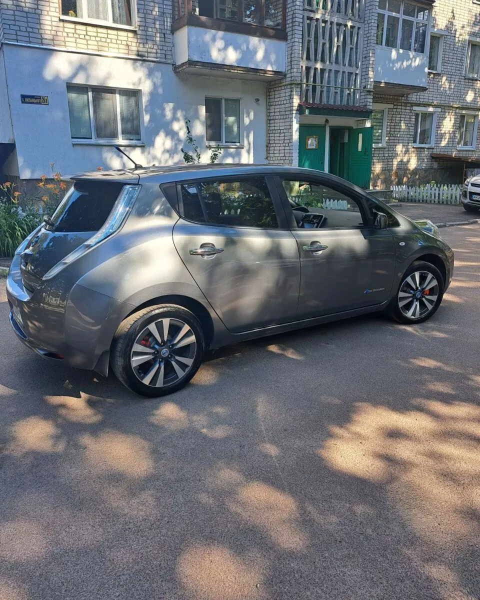 Nissan Leaf  24 kWh 201381