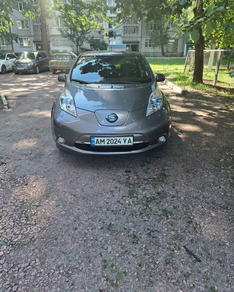 Nissan Leaf  24 kWh 2013141