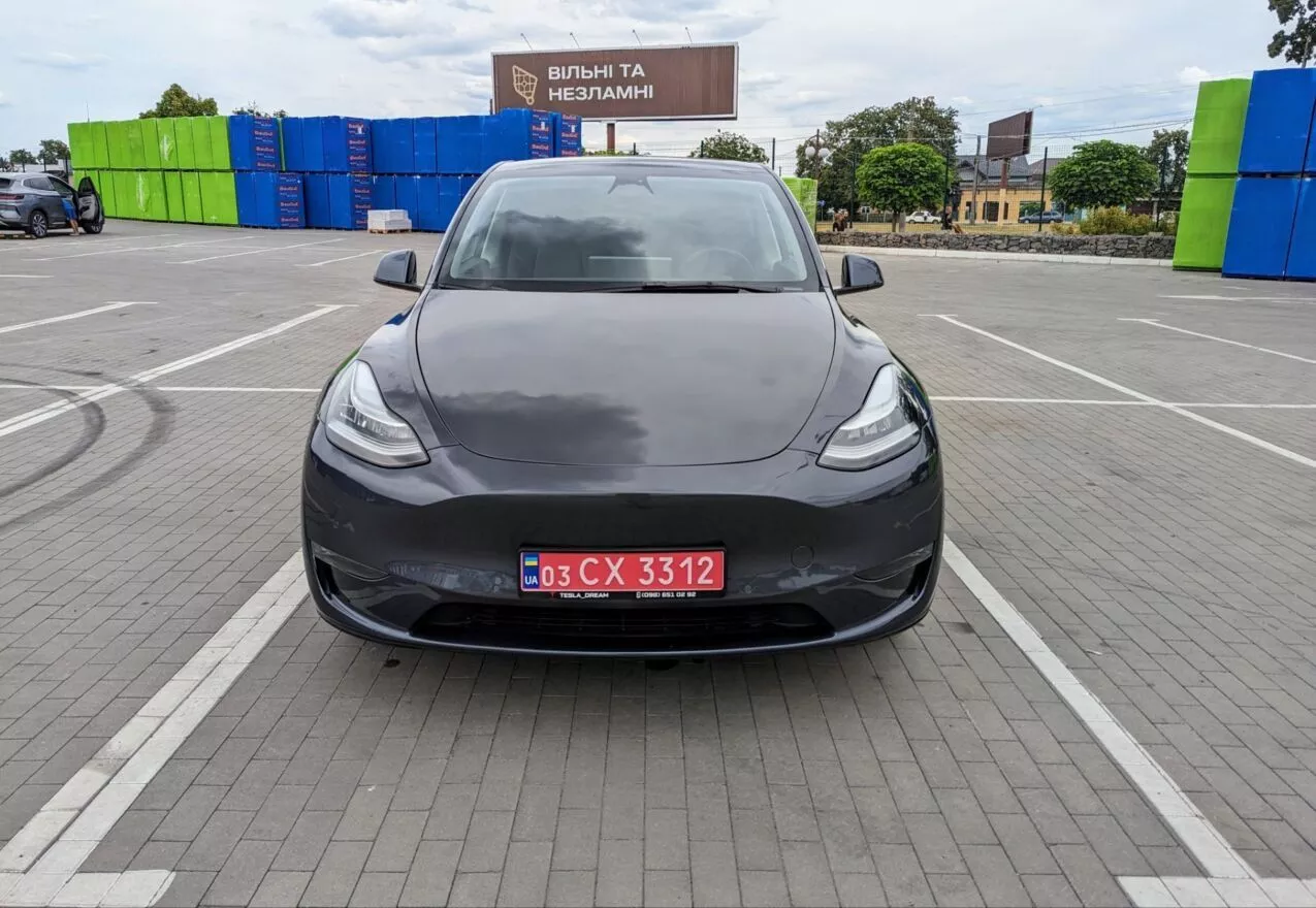 Tesla Model Y  82 kWh 202211