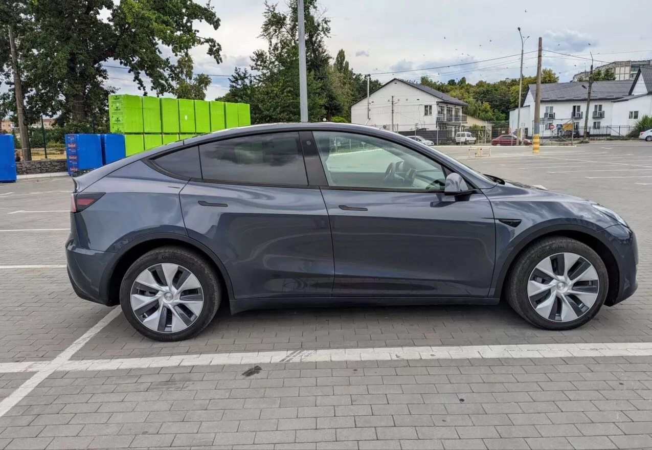 Tesla Model Y  82 kWh 202231