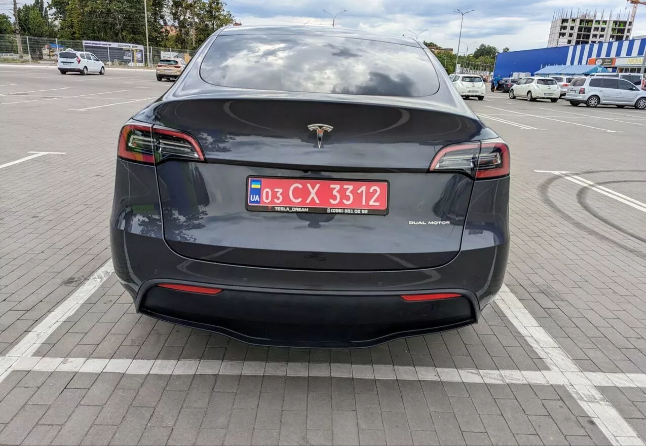 Tesla Model Y  82 kWh 202251