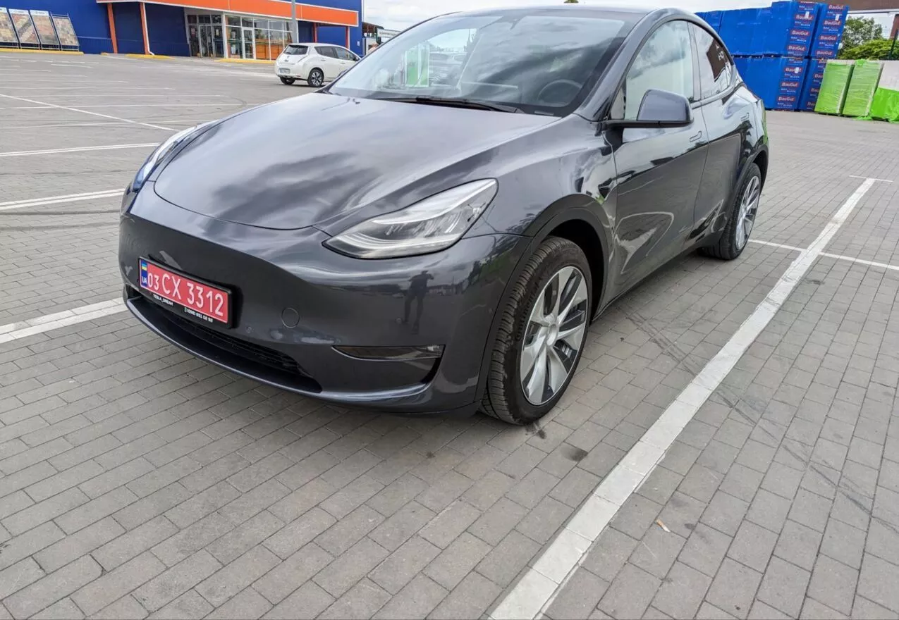 Tesla Model Y  82 kWh 202281