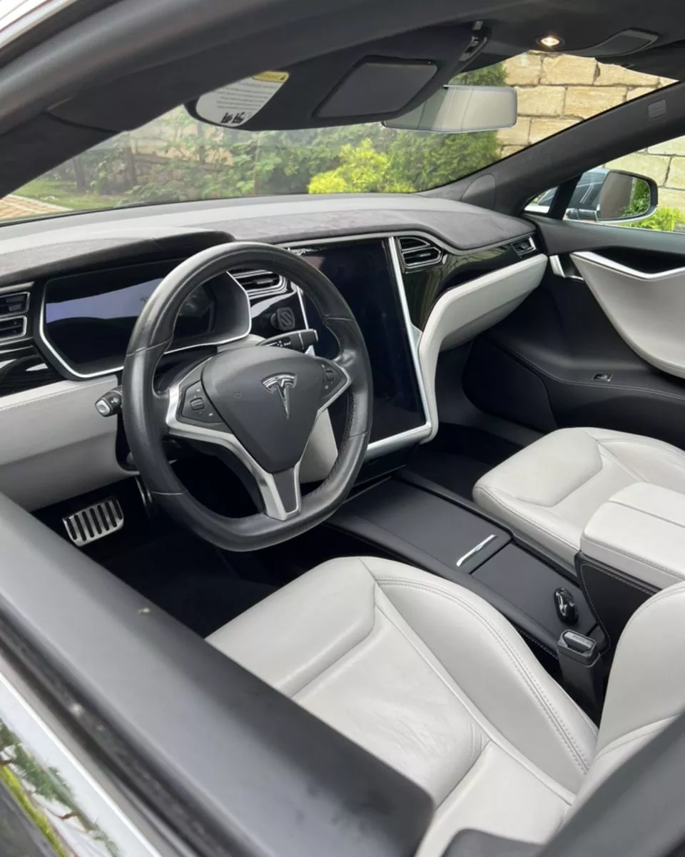 Tesla Model S  90 kWh 2016281