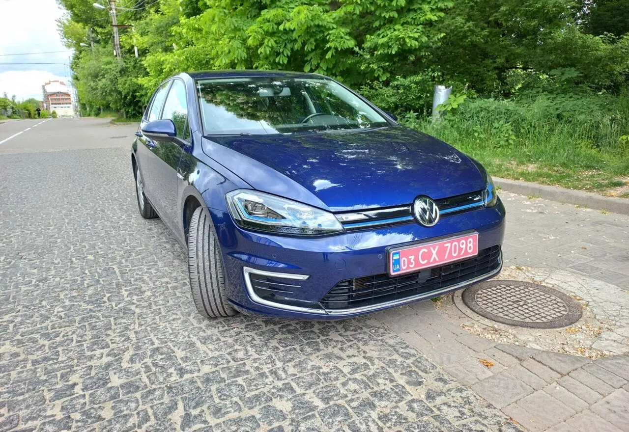 Volkswagen e-Golf  36 kWh 2020411