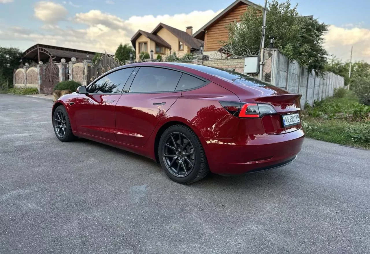 Tesla Model 3  60 kWh 2020101