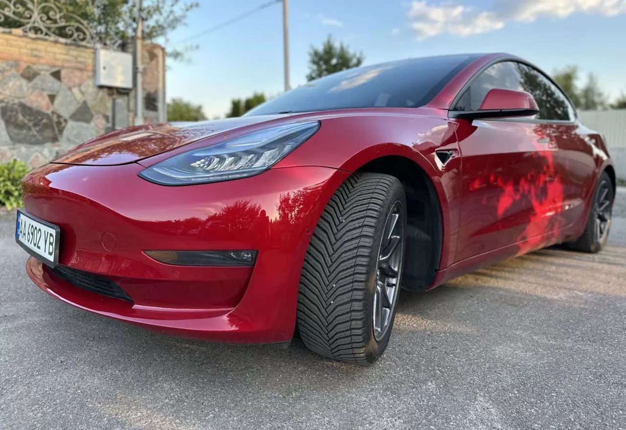 Tesla Model 3  60 kWh 2020111