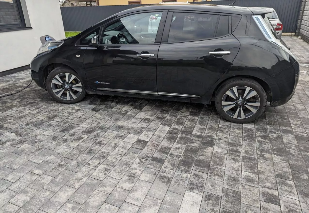 Nissan Leaf  24 kWh 201441