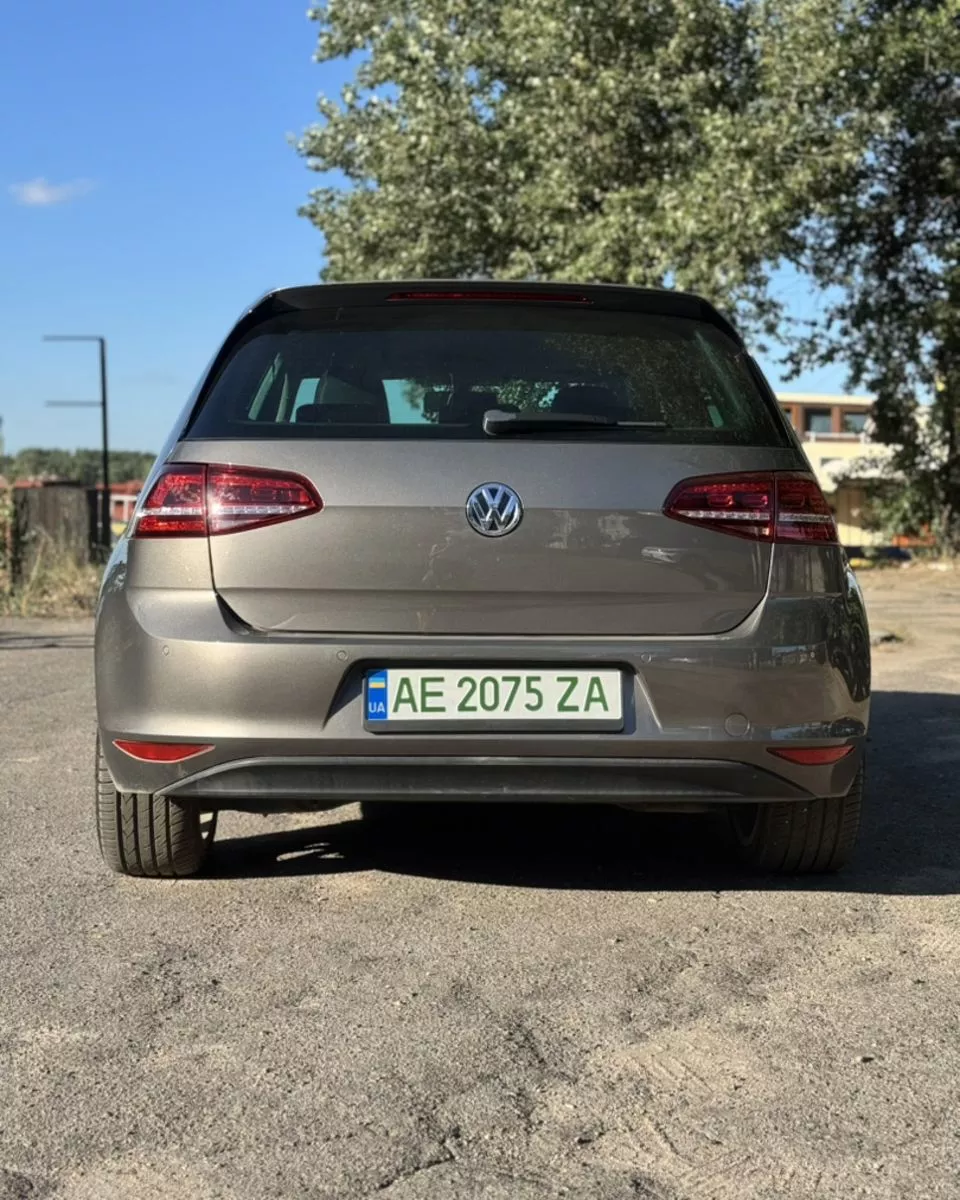 Volkswagen e-Golf  24 kWh 201561