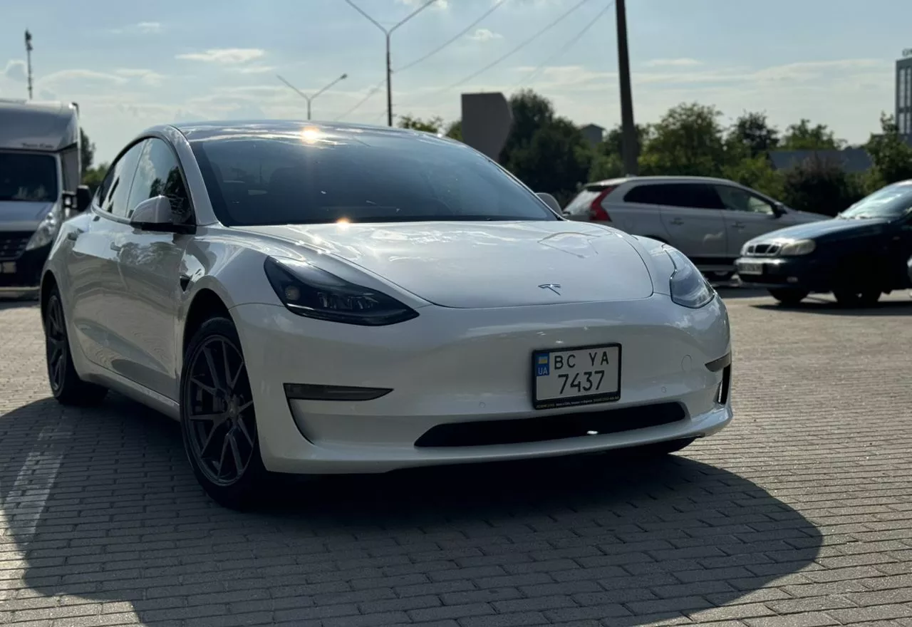 Tesla Model 3 