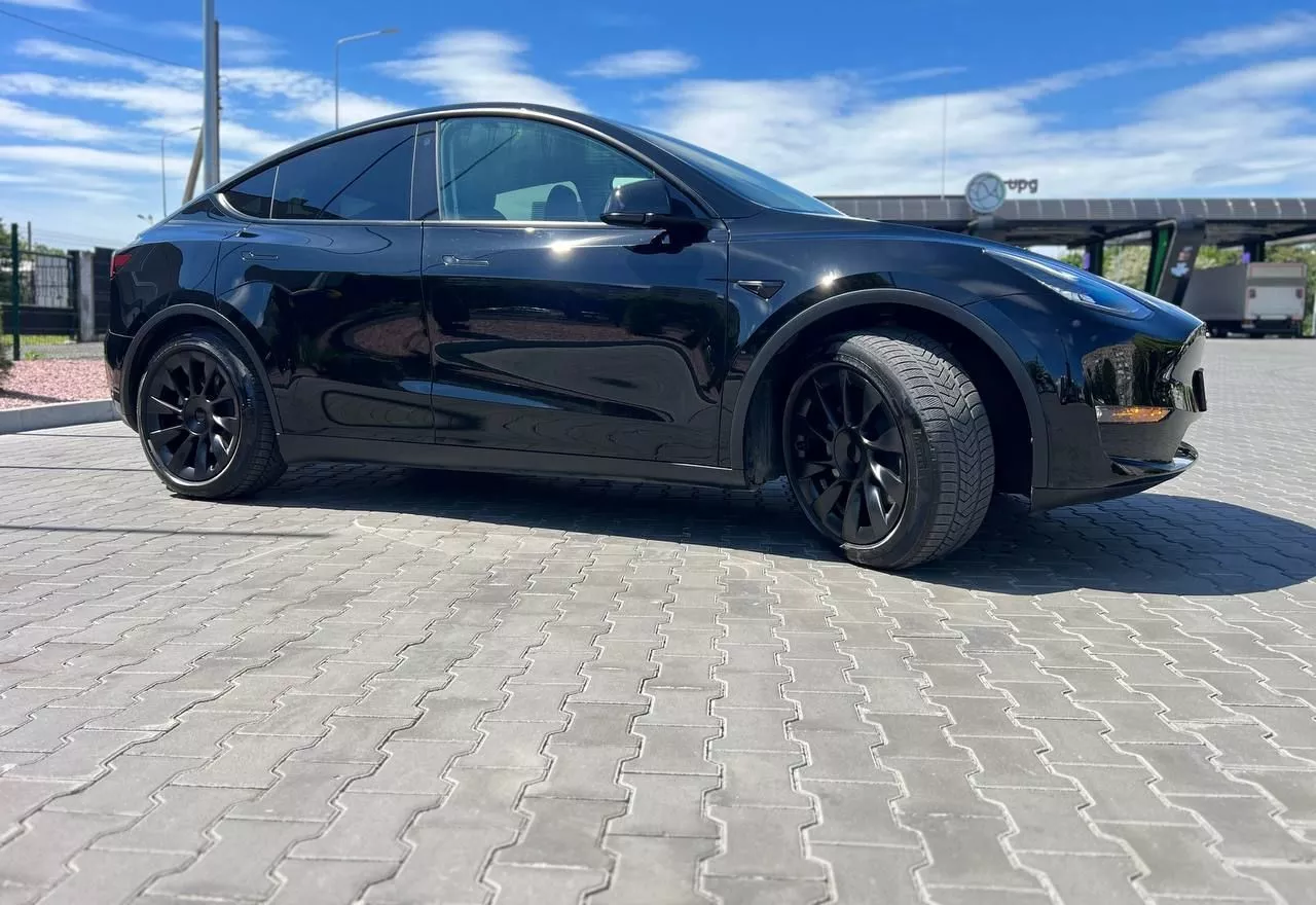 Tesla Model Y  82 kWh 202141