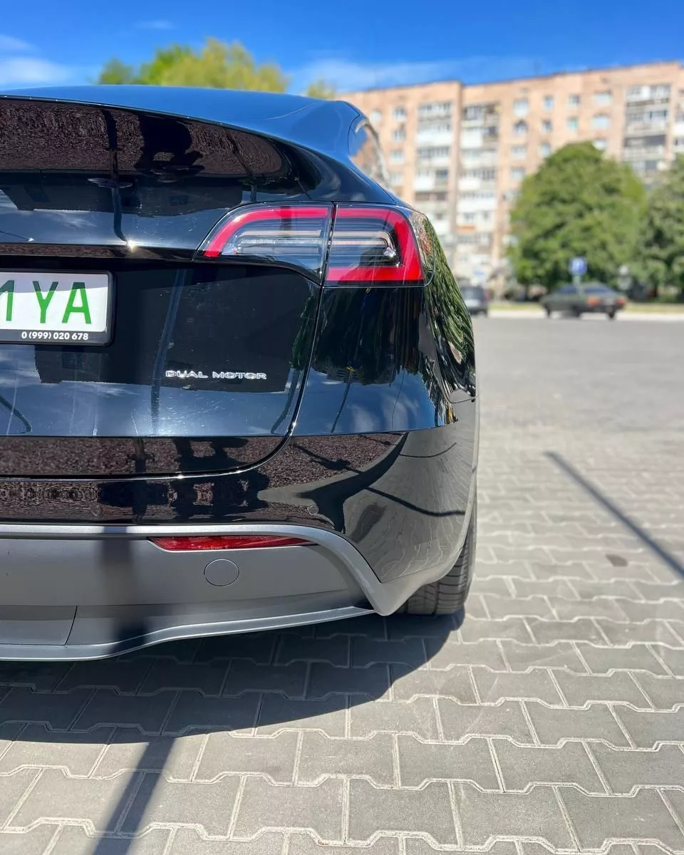 Tesla Model Y  82 kWh 202171