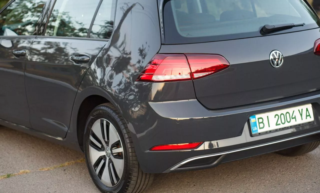 Volkswagen e-Golf  36 kWh 2020161