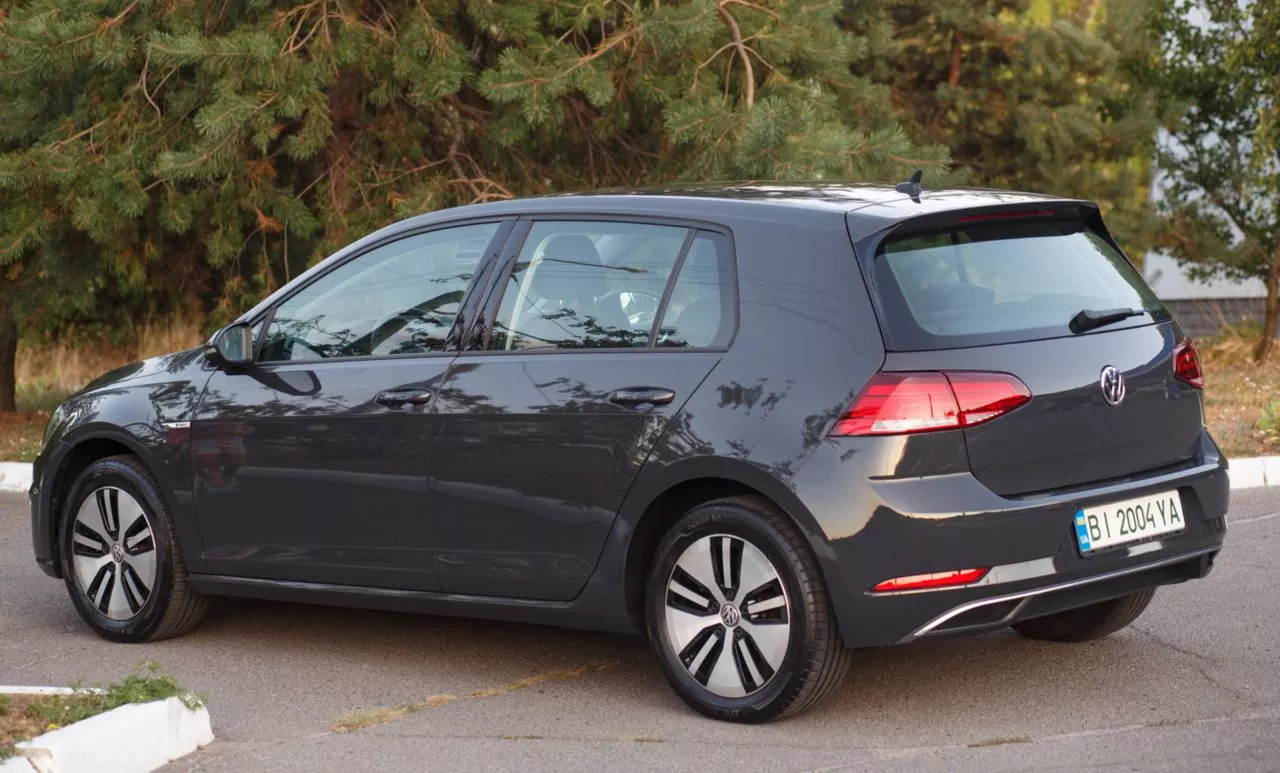 Volkswagen e-Golf  36 kWh 2020231