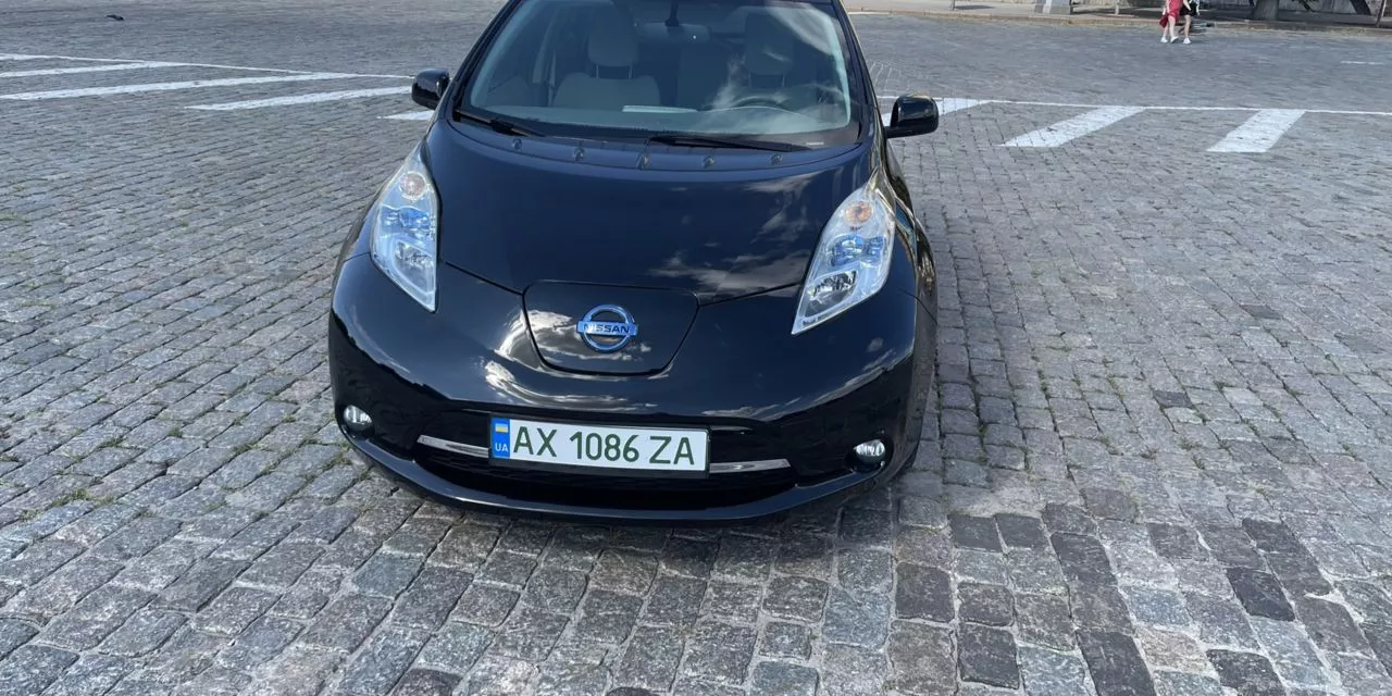 Nissan Leaf  24 kWh 201111